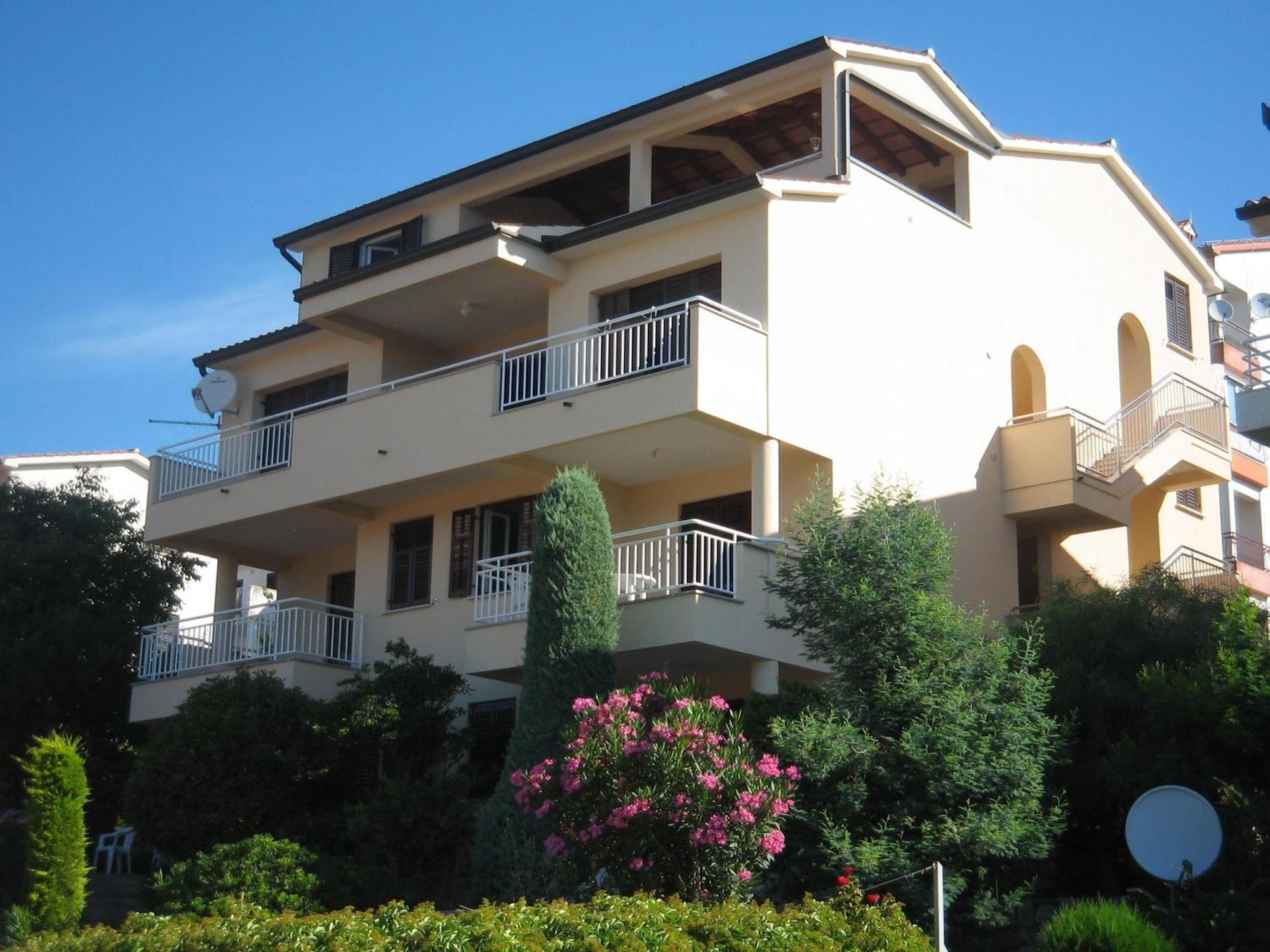 Apartments Mareblu Rabac Esterno foto
